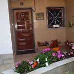 Beija-flor House Рибамар