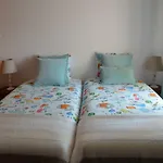 Дом отдыха Beija-flor House Рибамар