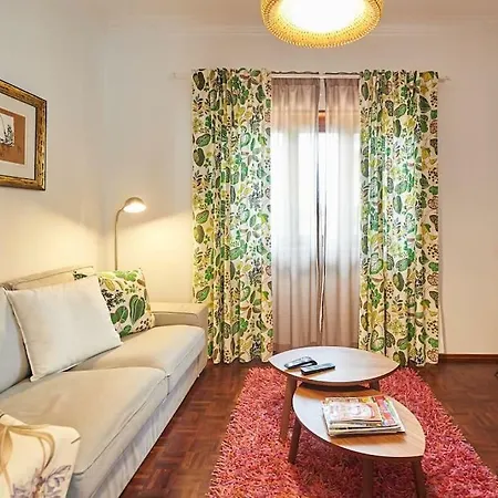 Beija-flor House Рибамар